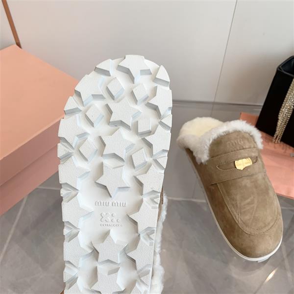 20243518944280 26023